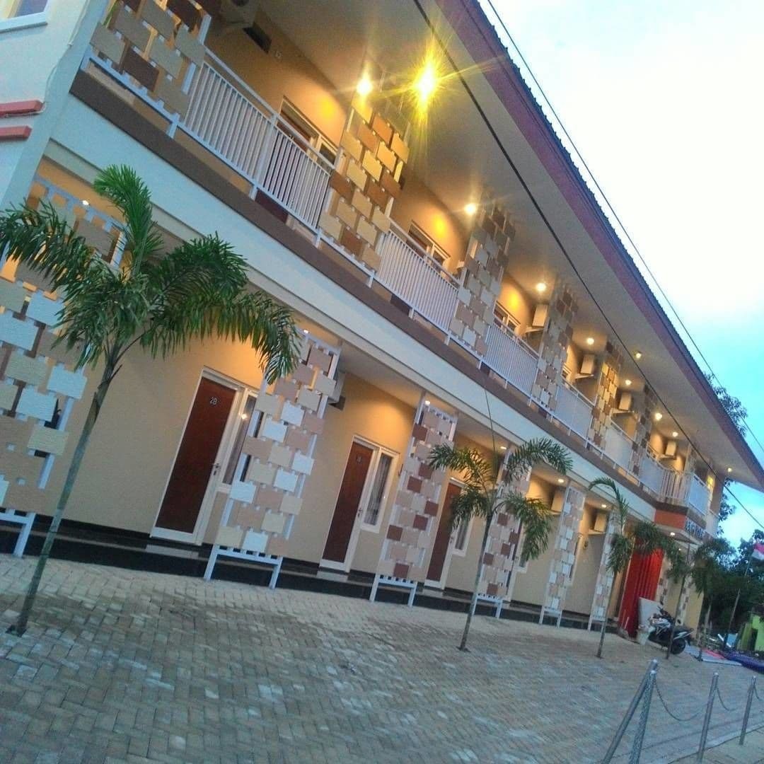 Hotel Denofe House Cirebon Exteriér fotografie